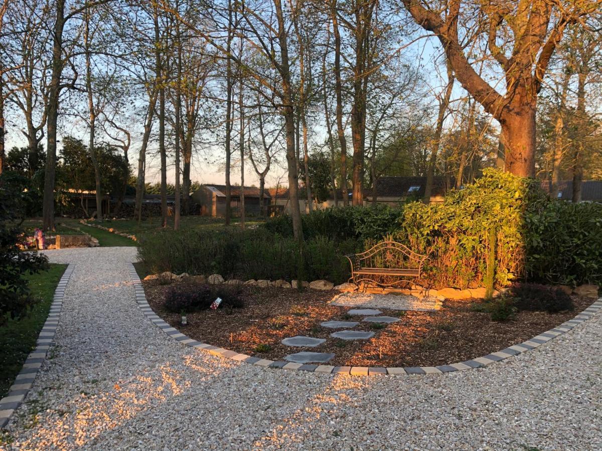 La Plaine De L'Angelus Bed & Breakfast Chailly-en-Biere Bagian luar foto