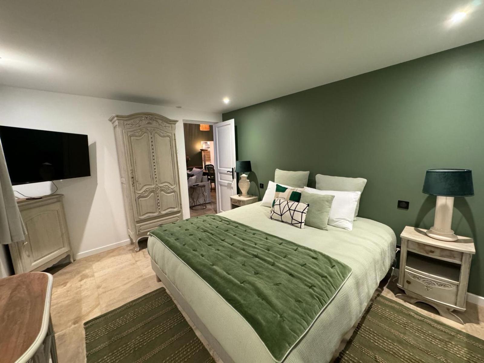 La Plaine De L'Angelus Bed & Breakfast Chailly-en-Biere Bagian luar foto